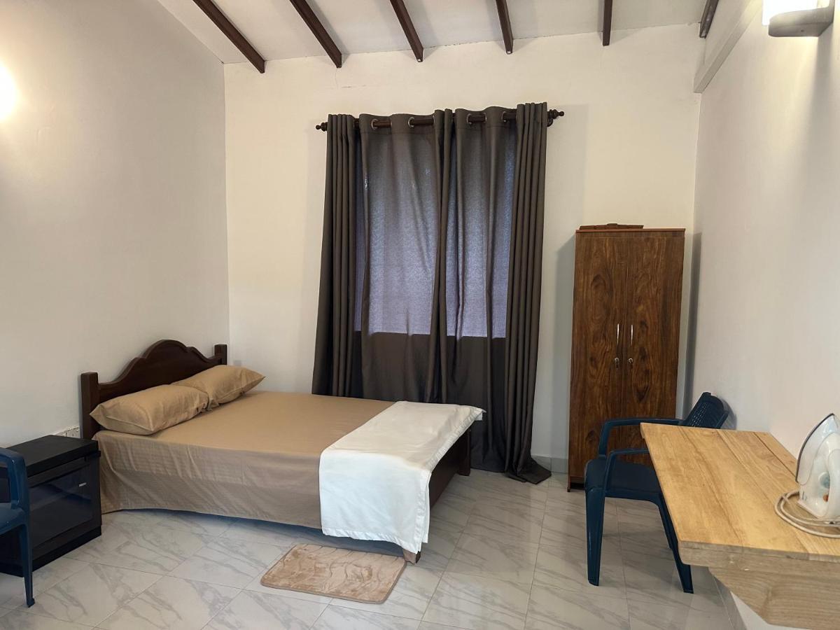 Mango Tree Budget Home Stay Homagama Exterior foto